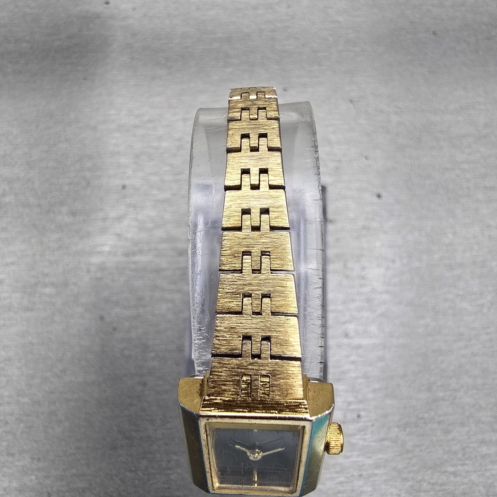 Citizen CQ Watch Women 17mm Black Dial Gold Tone Rectangle 3220-S18911 New Batt4