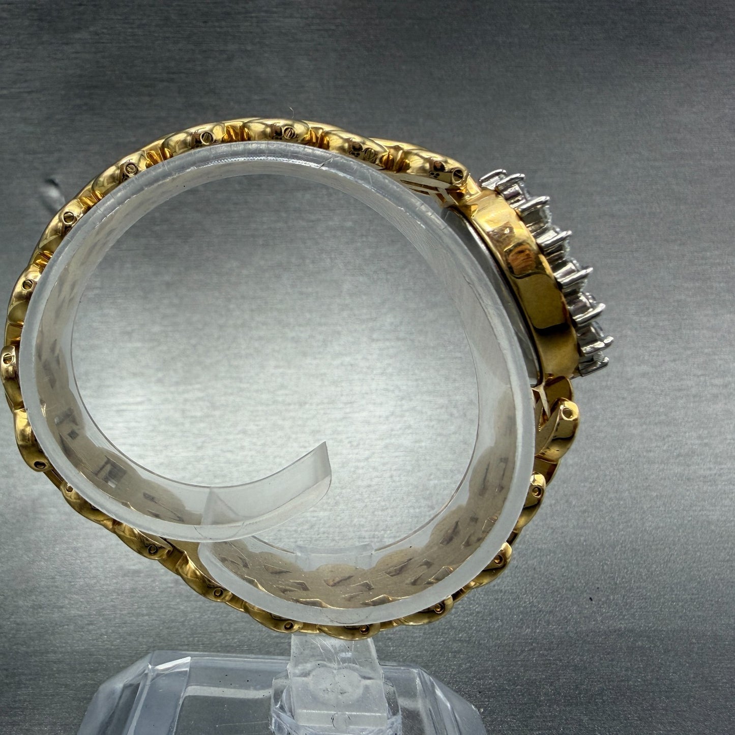 Geneve Watch Women 19mm Champagne  Dial Gold Tone Crystal Bezel Oval New Battery8