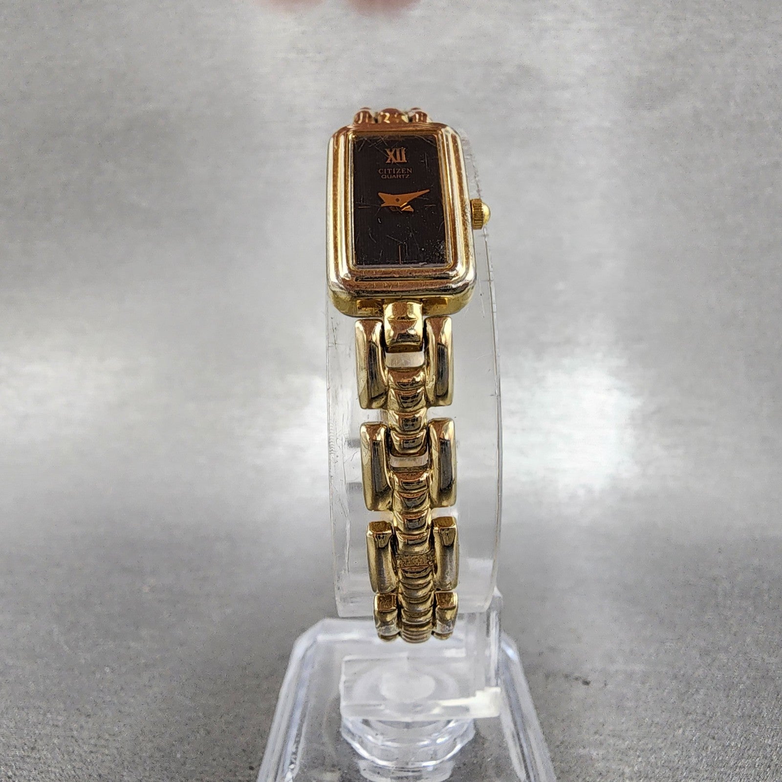Citizen Tank Watch Women 13mm Black Dial Gold Tone Rectangle New Battery5