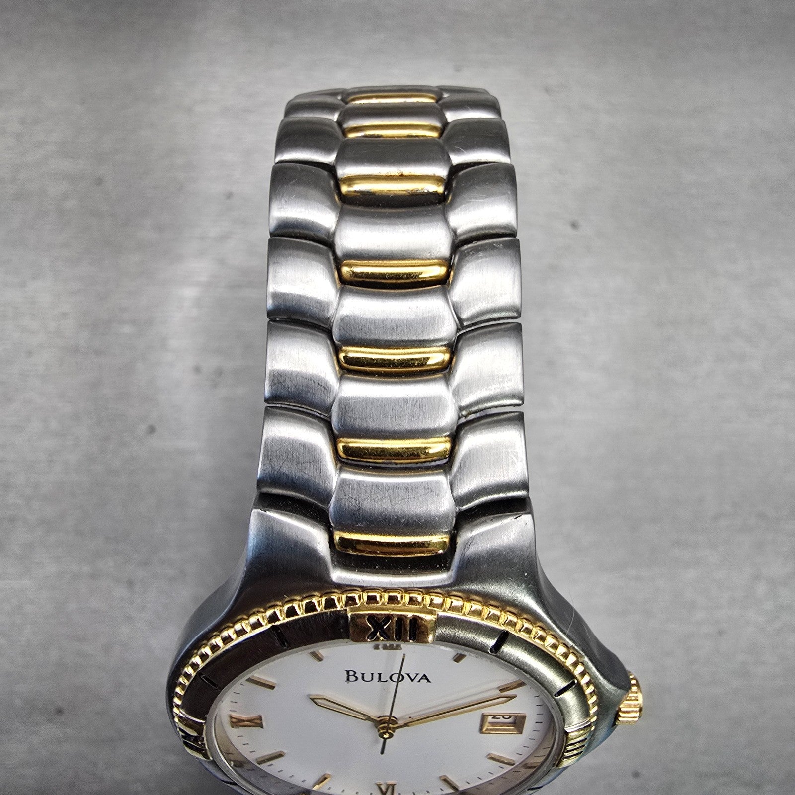 Bulova Watch Men 34mm White Dial Two Tone Date Round 98G14 New Battery4