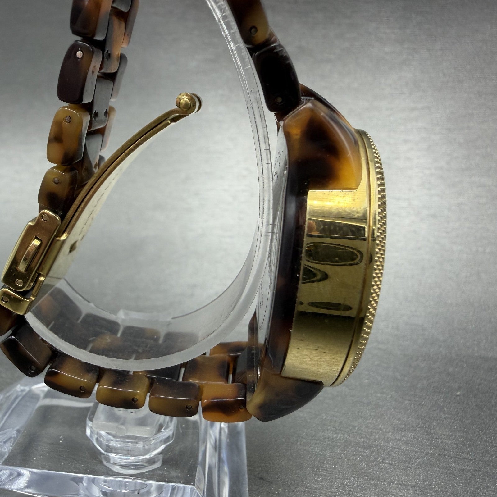 Michael Kors Watch Women 37mm Brown Dial Gold Tone Tortas Daydate New BatteryABC3