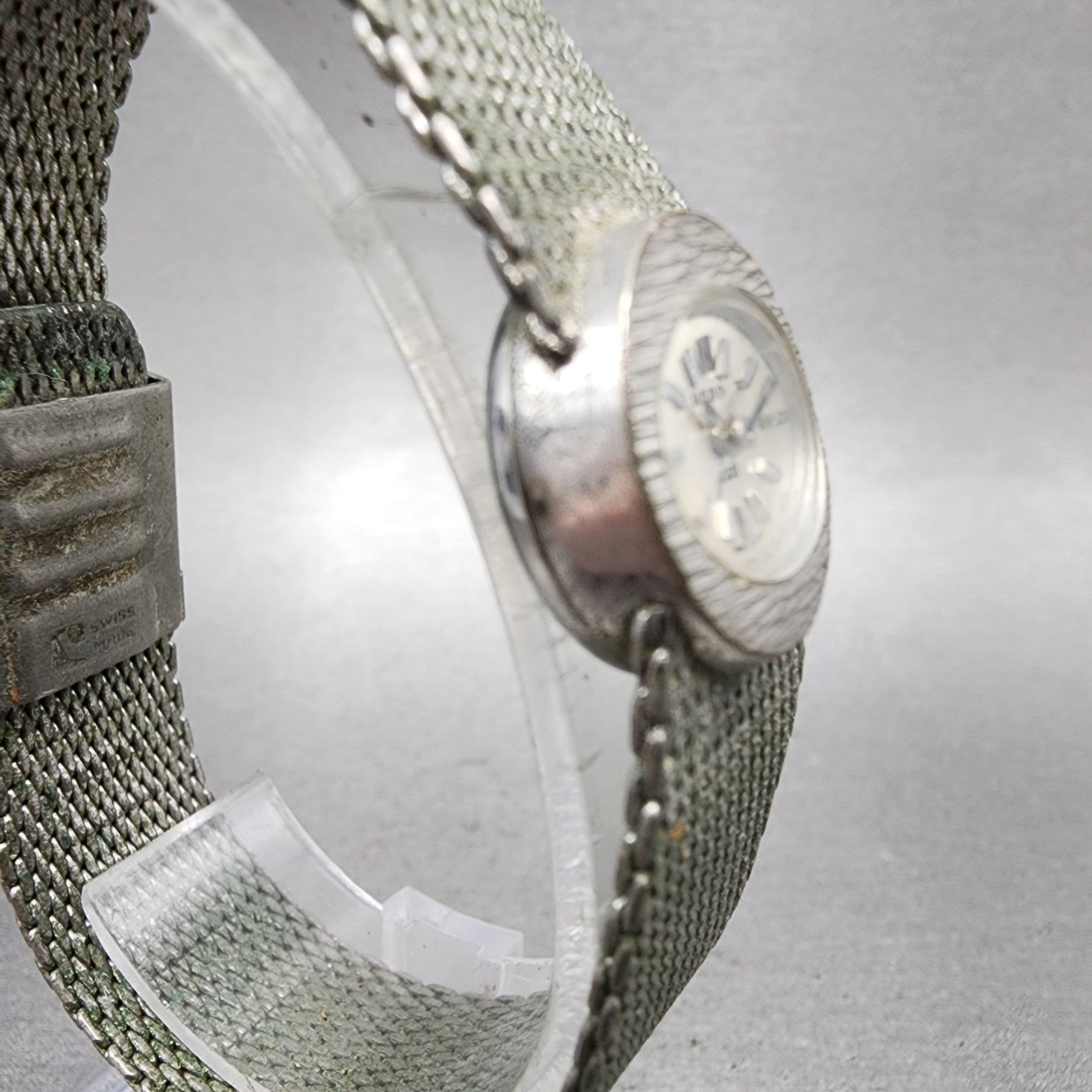 Rado Jade Watch Women 17mm Silver Dial Silver Tone Oval Manual Wind Runs3