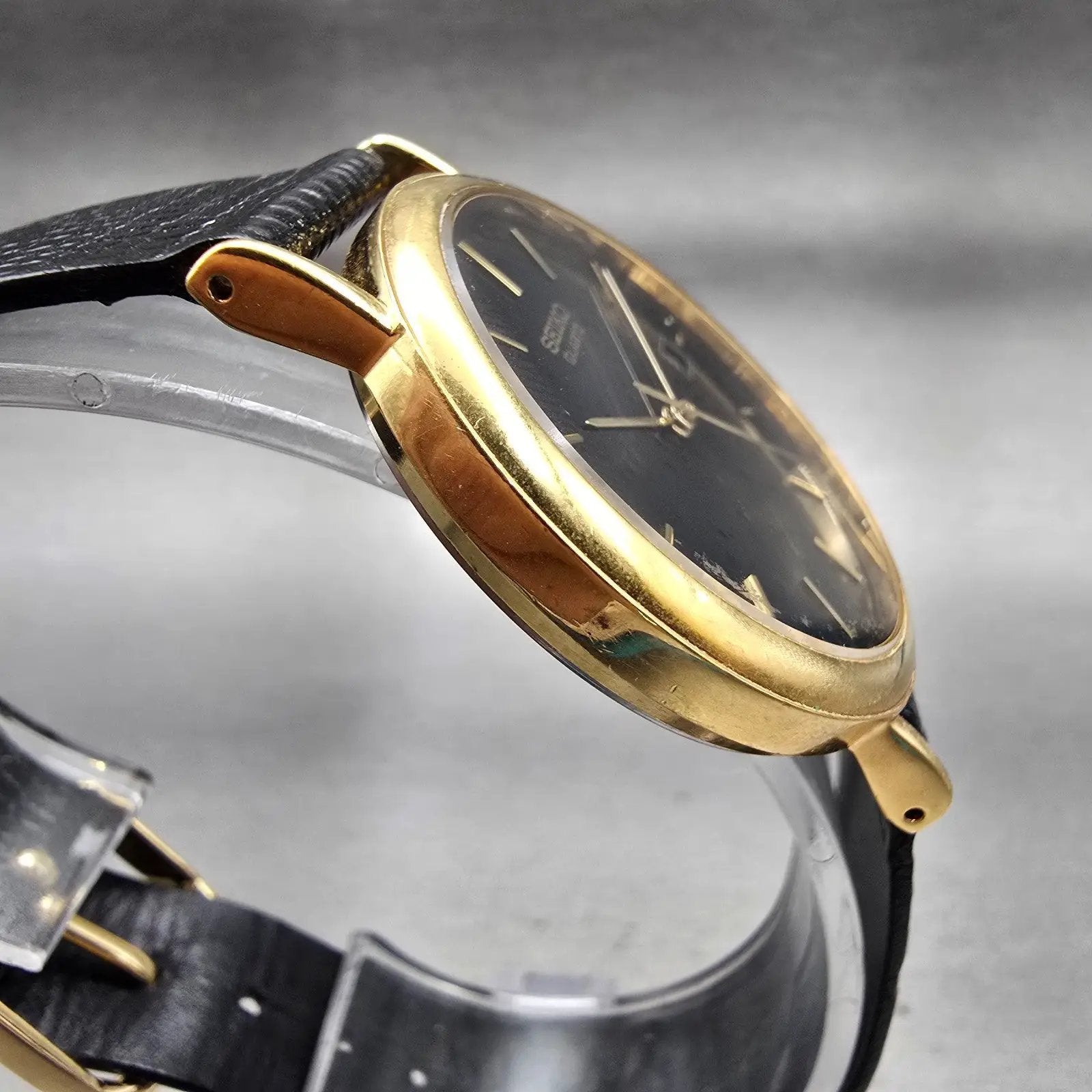 Seiko Watch Men 34mm Black Dial Gold Tone Date Round 7N22-8A09 New Battery VTG3