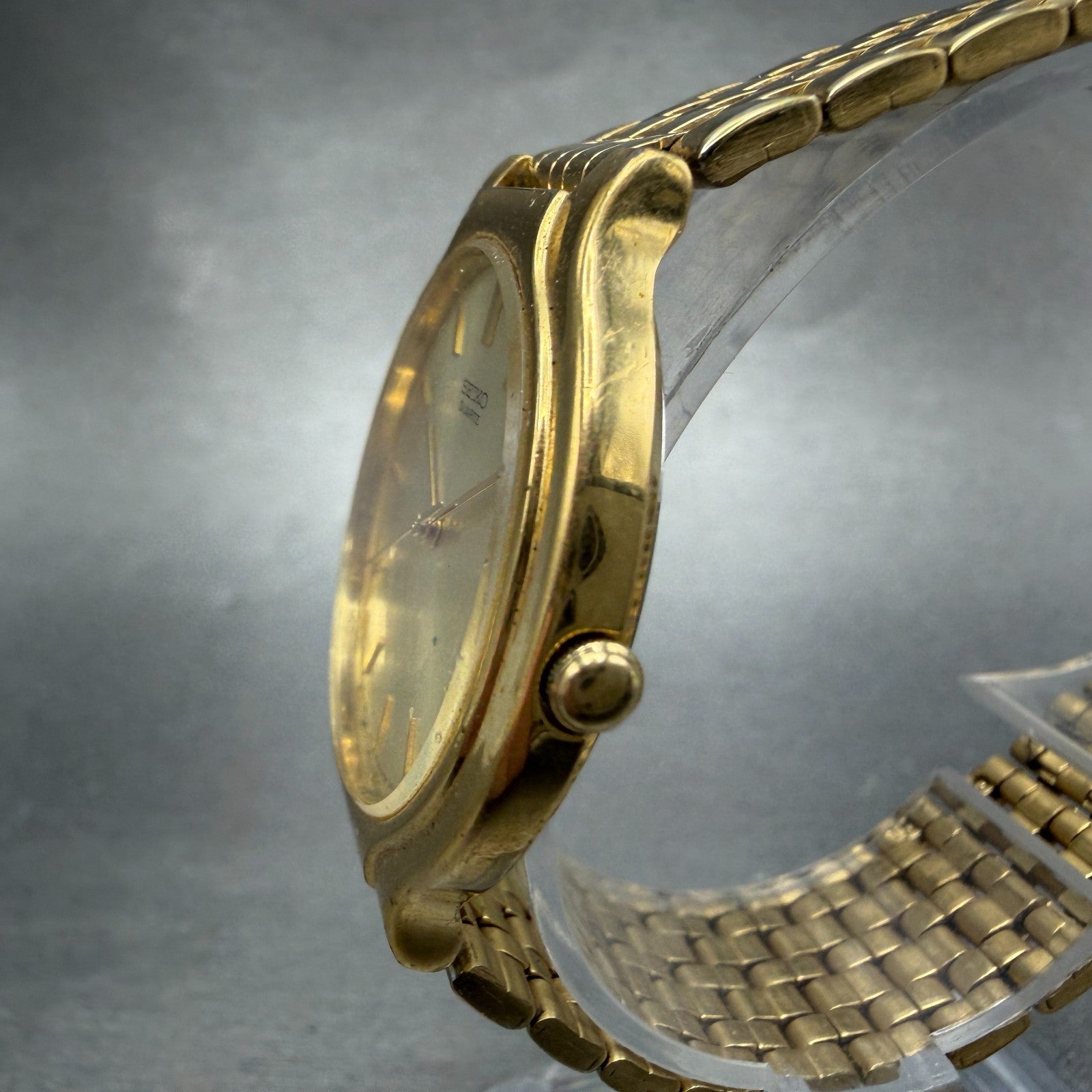 Seiko Watch Men 34mm Champagne Dial Gold Tone Round Vintage V701-6K69 PARTS3