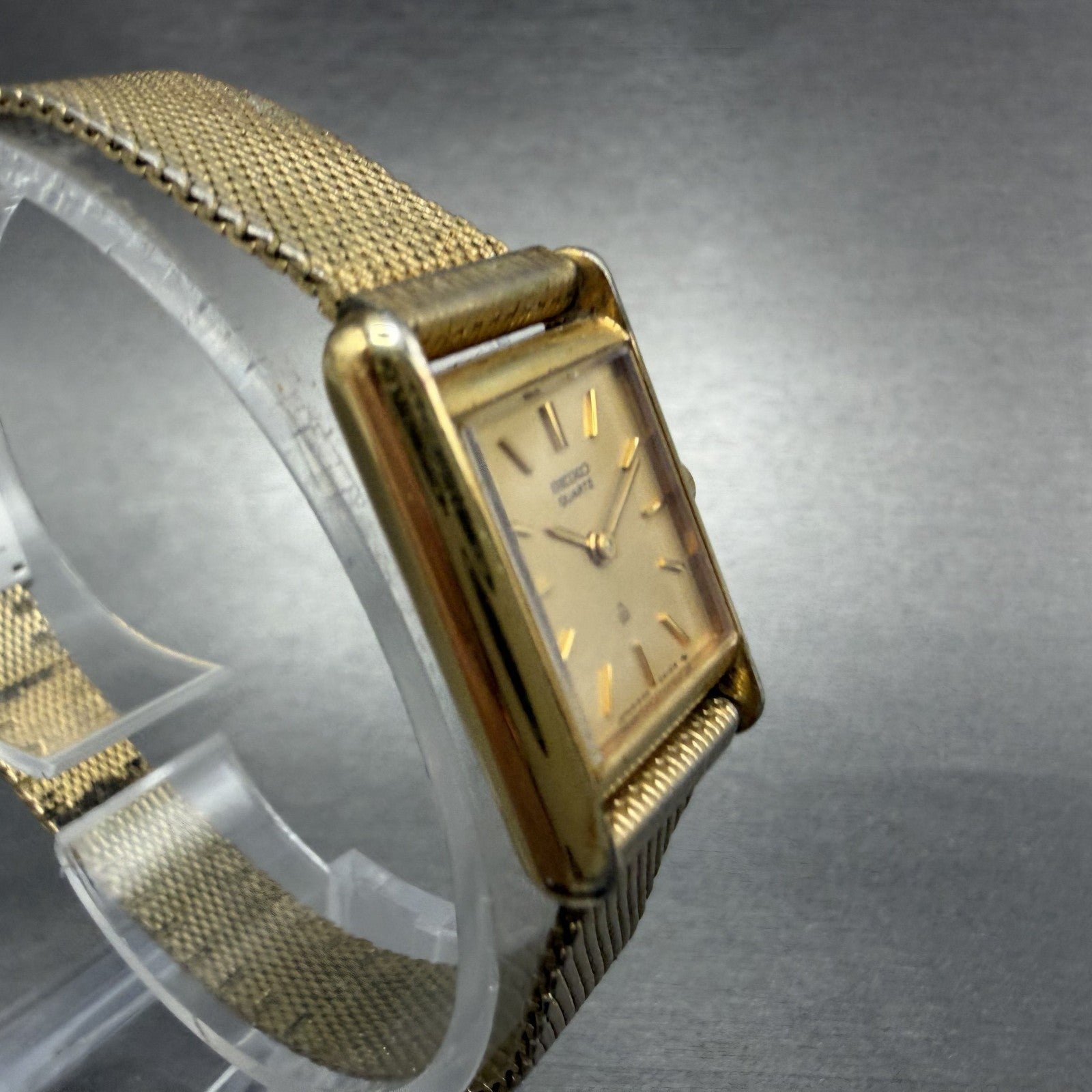 Seiko Tank Watch Women 18mm Champagne Dial Gold Tone 1400-5030 New Battery3