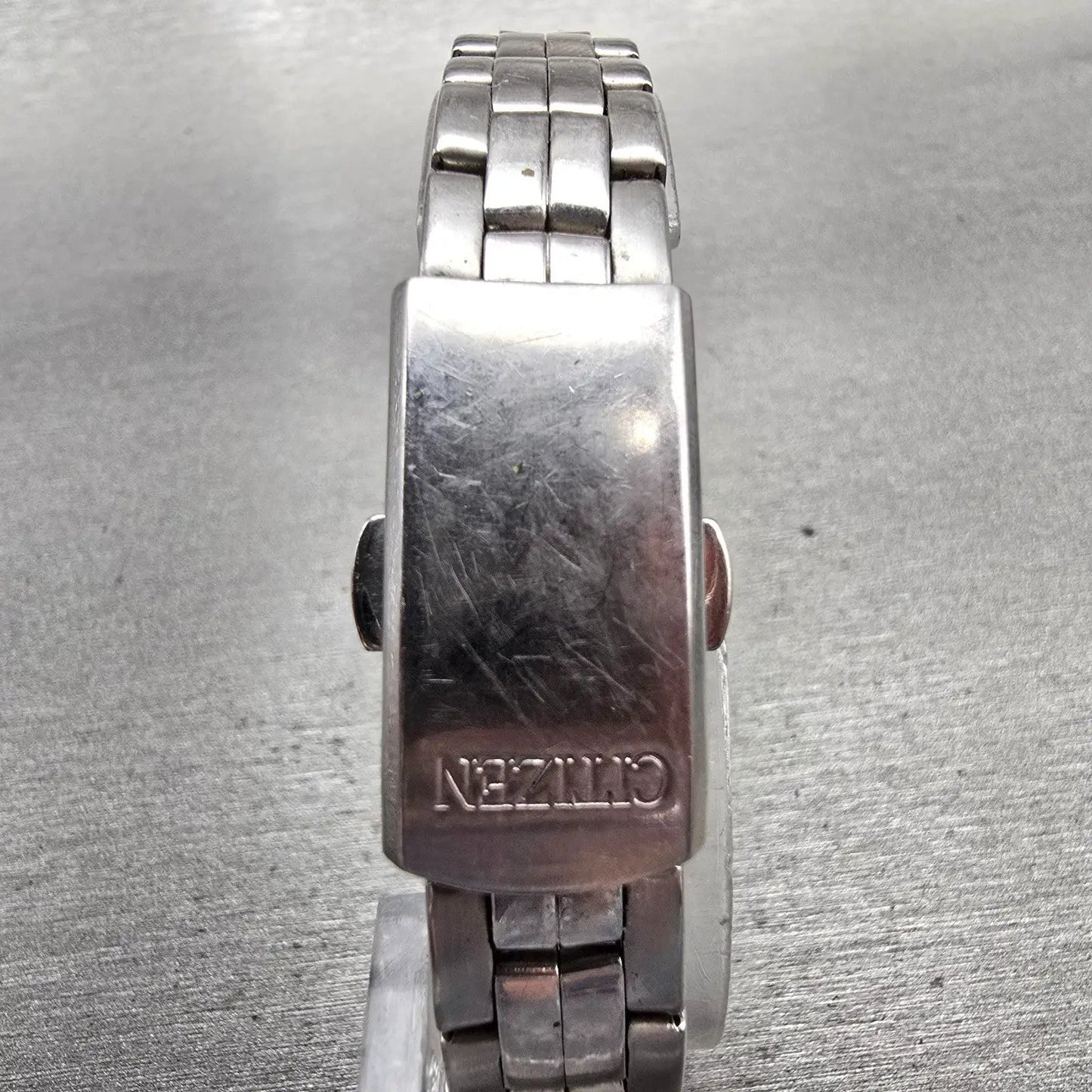 Citizen Watch Women 25mm Silver Dial Silver Tone Daydate 1002-S047439 New Batt7