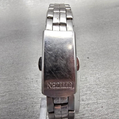 Citizen Watch Women 25mm Silver Dial Silver Tone Daydate 1002-S047439 New Batt7