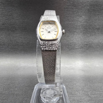 Seiko Watch Women 17mm Silver Dial Silver Tone Oval 2B31-5039 New Battery JP4575