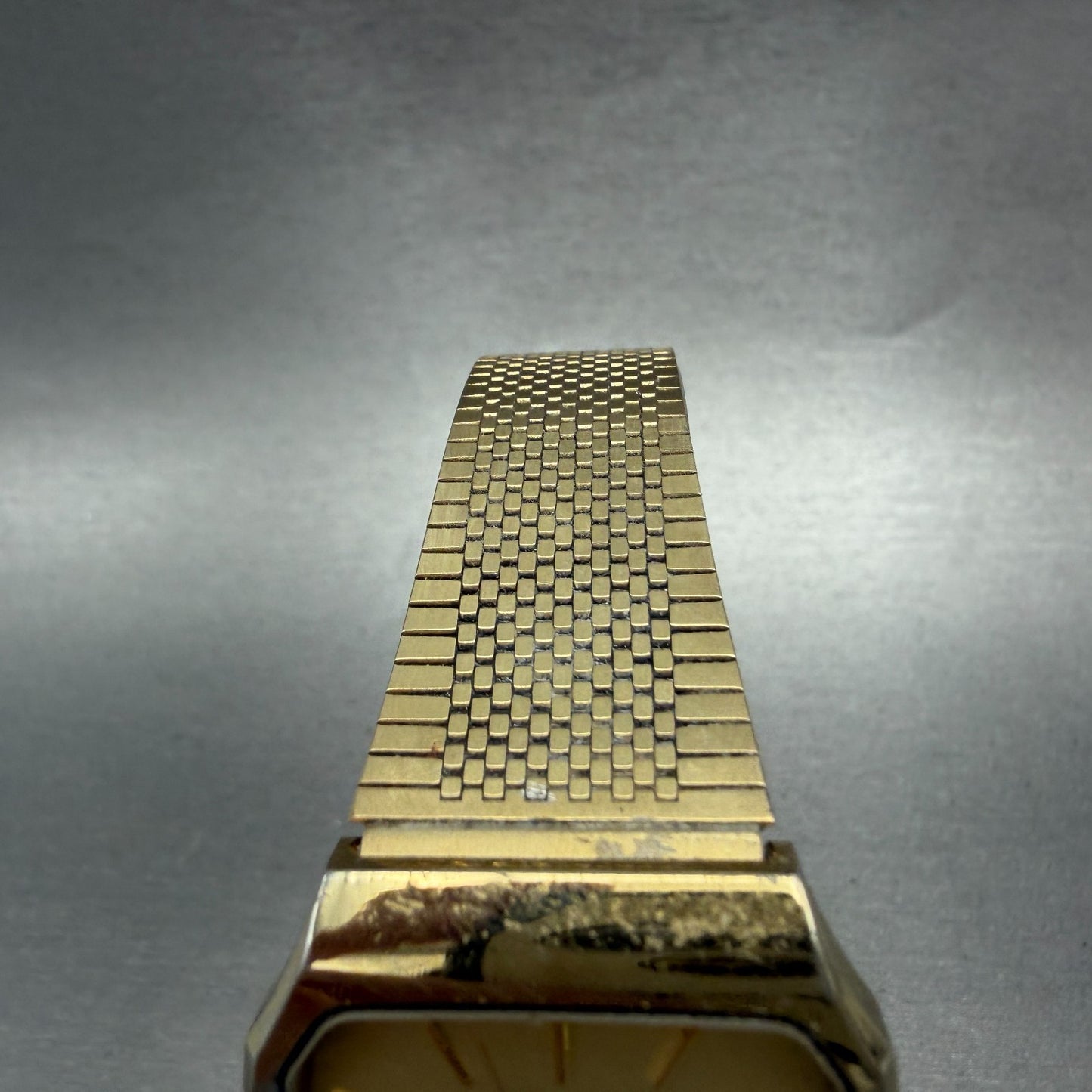 Casio MQ-503G Watch Men 31mm Champagne Dial Gold Tone Rectangle Daydate New Batt4