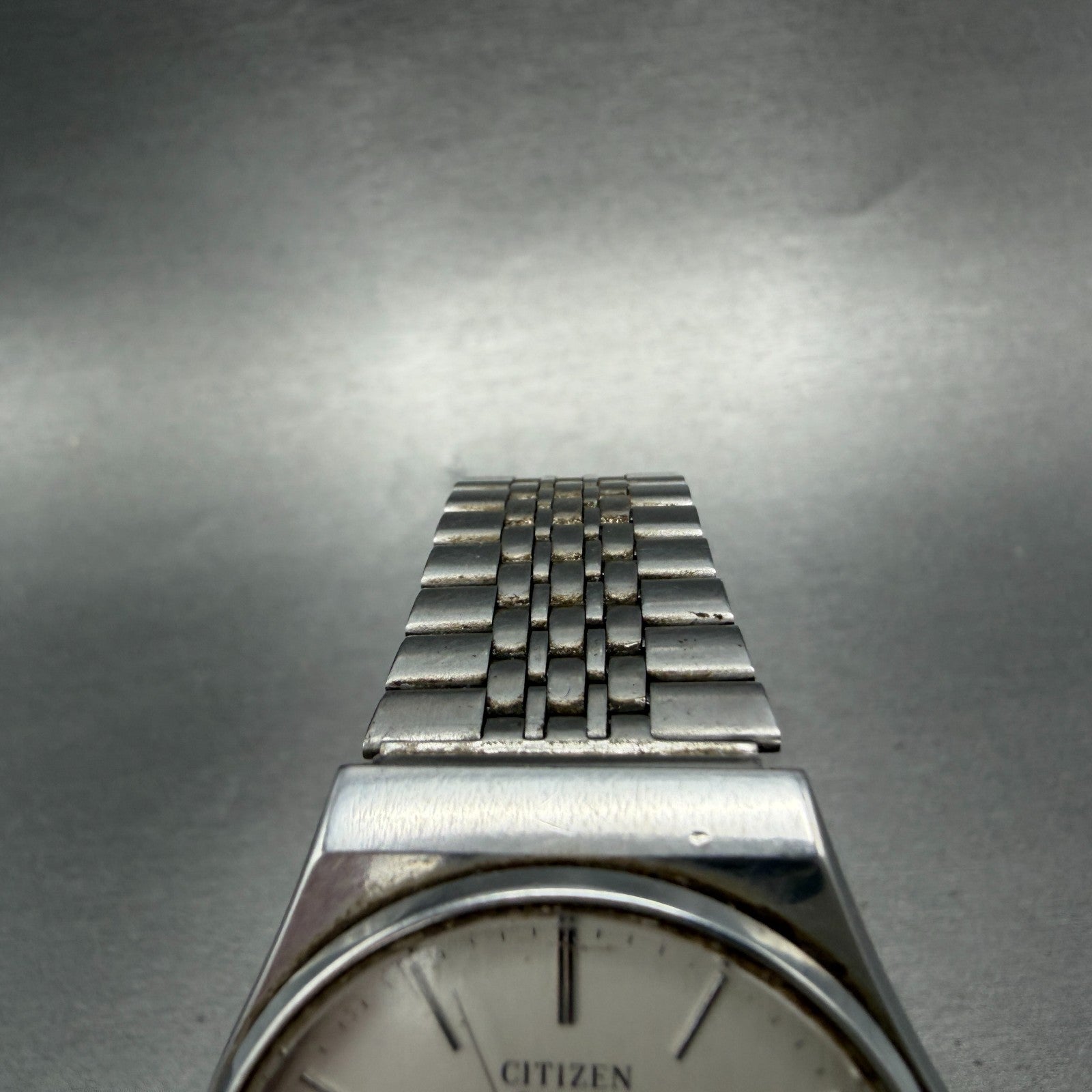 Citizen CQ Watch Men 34mm Silver Dial Silver Tone Daydate 4-211162 New Battery4