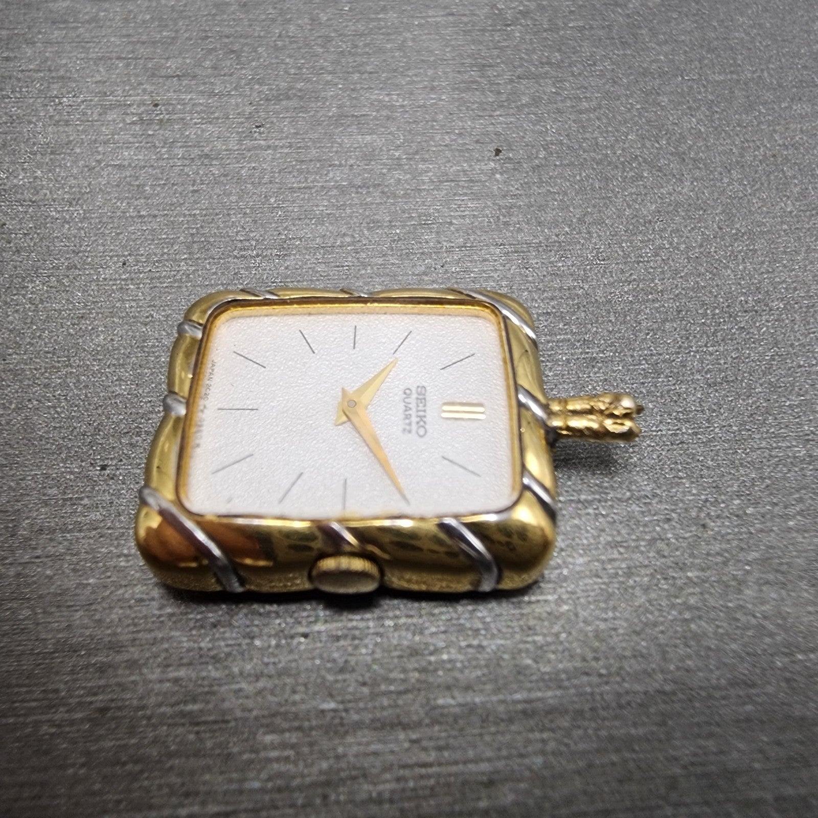 Seiko Pendent Watch Women 18mm Silver Dial Two Tone 2c205470 New Battery READ!!5