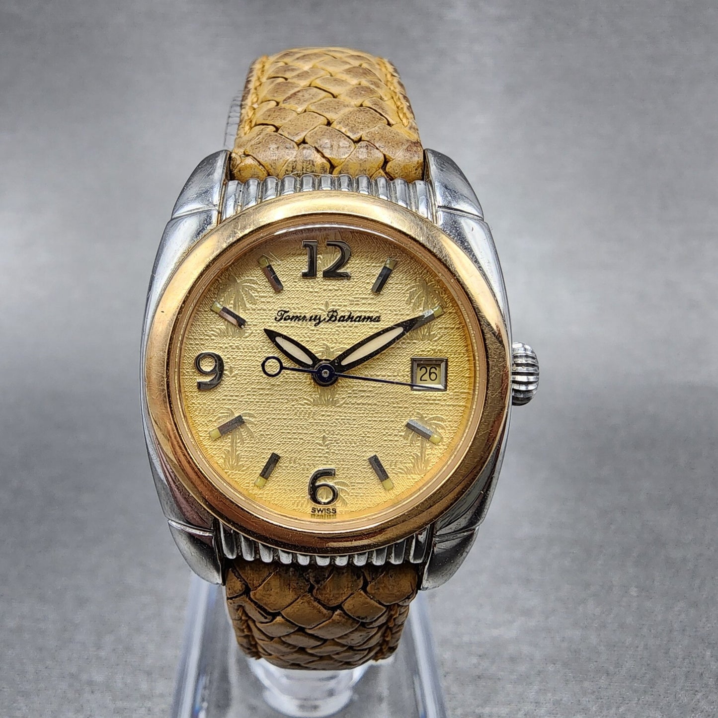 Tommy Bahama Watch Women 25mm Cream Dial Two Tone Round TB2038 New Battery0