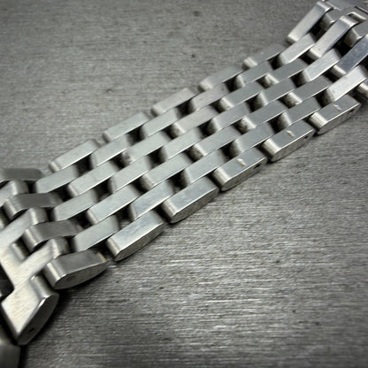 Victorinox Swiss Army Calvary Watch Men 39mm White Dial Silver Tone Date PARTS R17