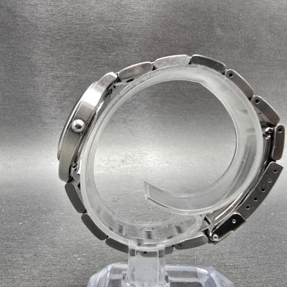 Movado Museum Watch Women 28mm Black Dial Silver Tone 84-E1-1861 New Battery6