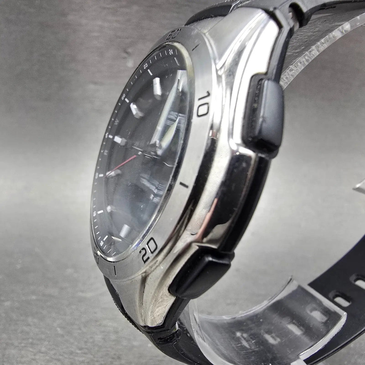 Casio Wave Ceptor WVA-M640 Watch Men 43mm Black Silver Solar Analog Digital Runs2