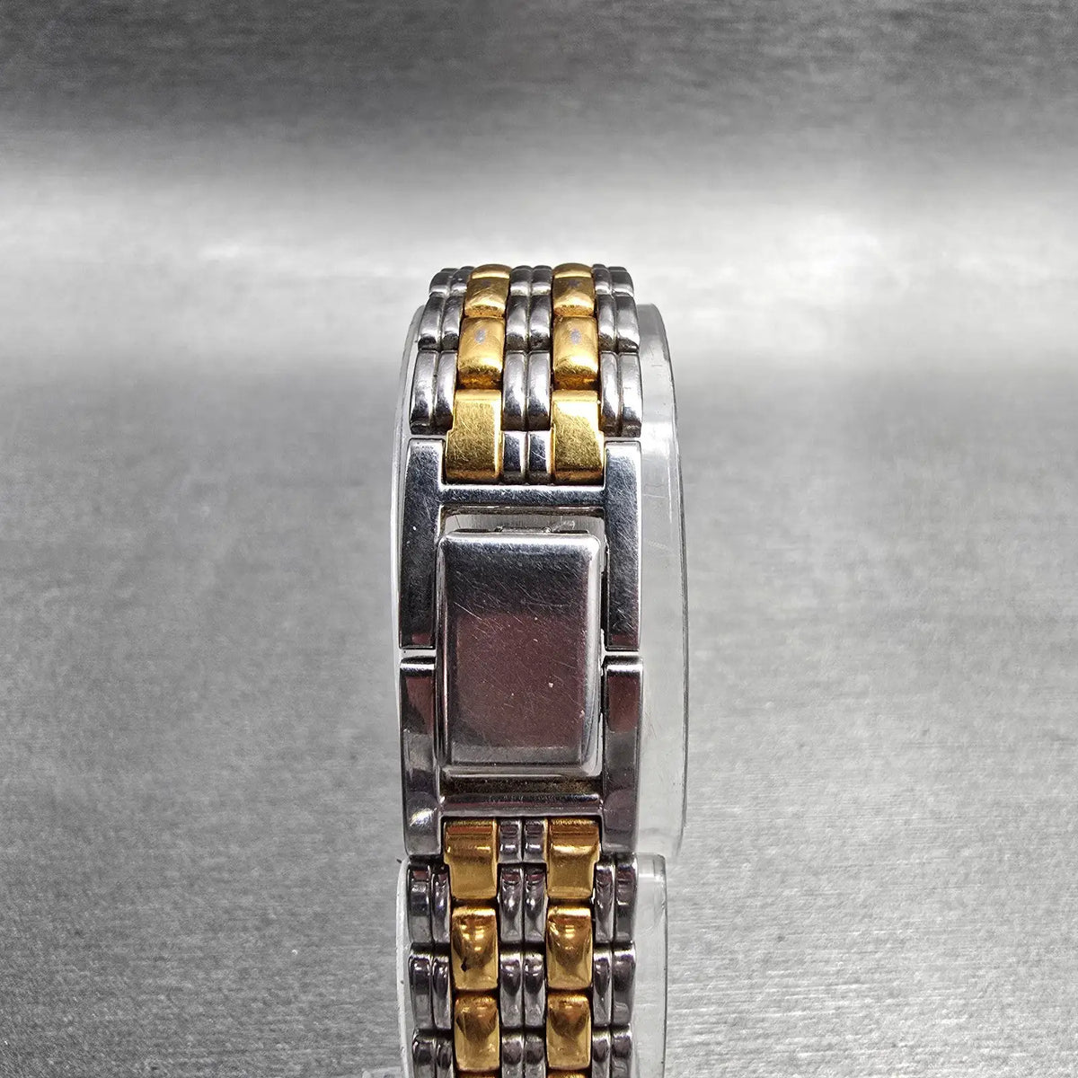 Seiko Watch Women 24mm Silver Dial Silver Tone Round V701-1791 New Battery JP7