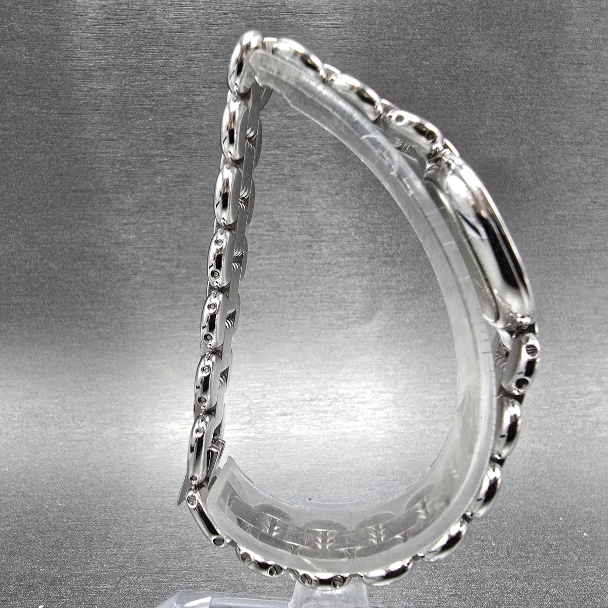 Bucherer Watch Women 21mm Silver Dial Silver Tone Oval 901.507 New battery10