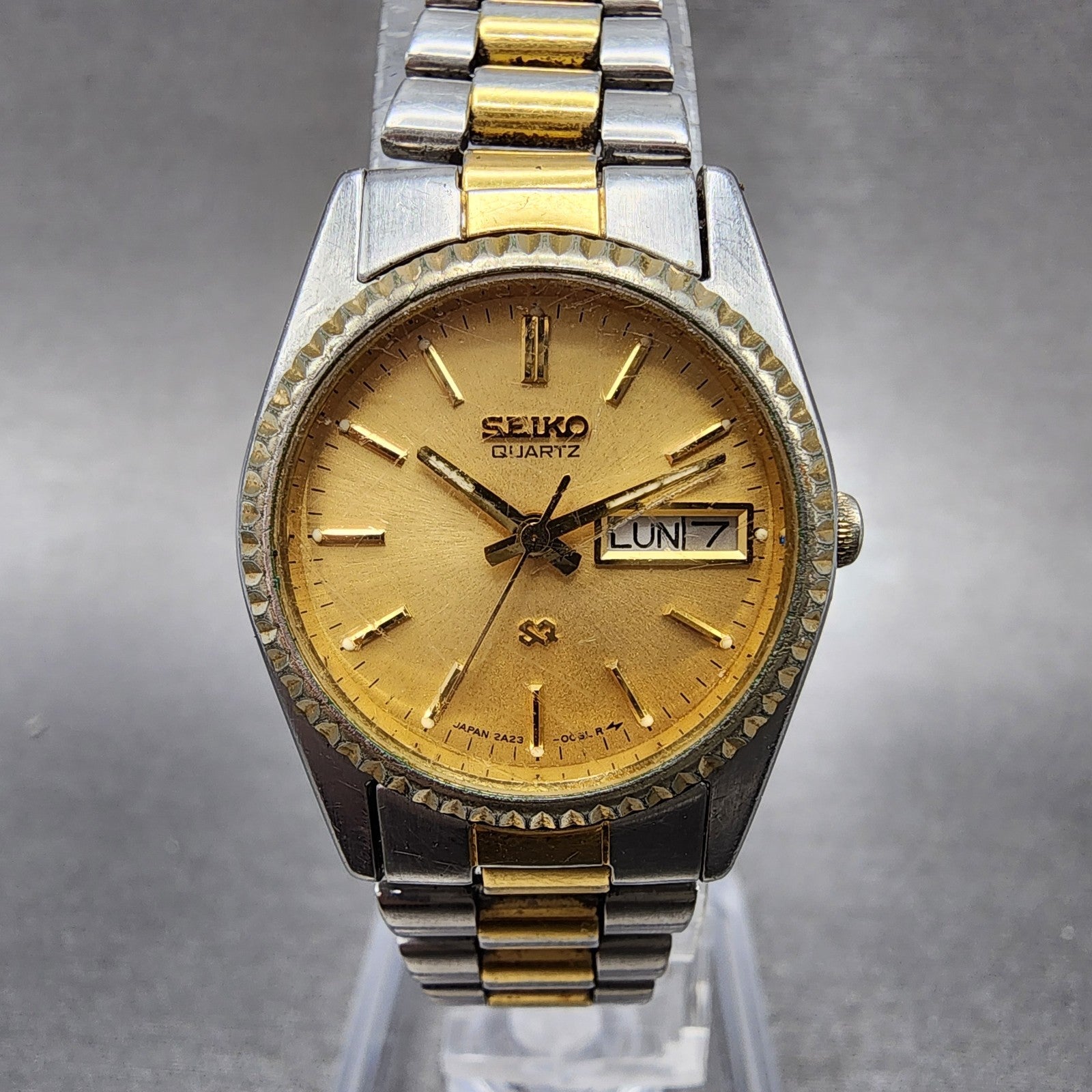 Seiko SQ Watch Women 24mm Champagne Dial Two Tone Daydate 2a230030 New Battery0