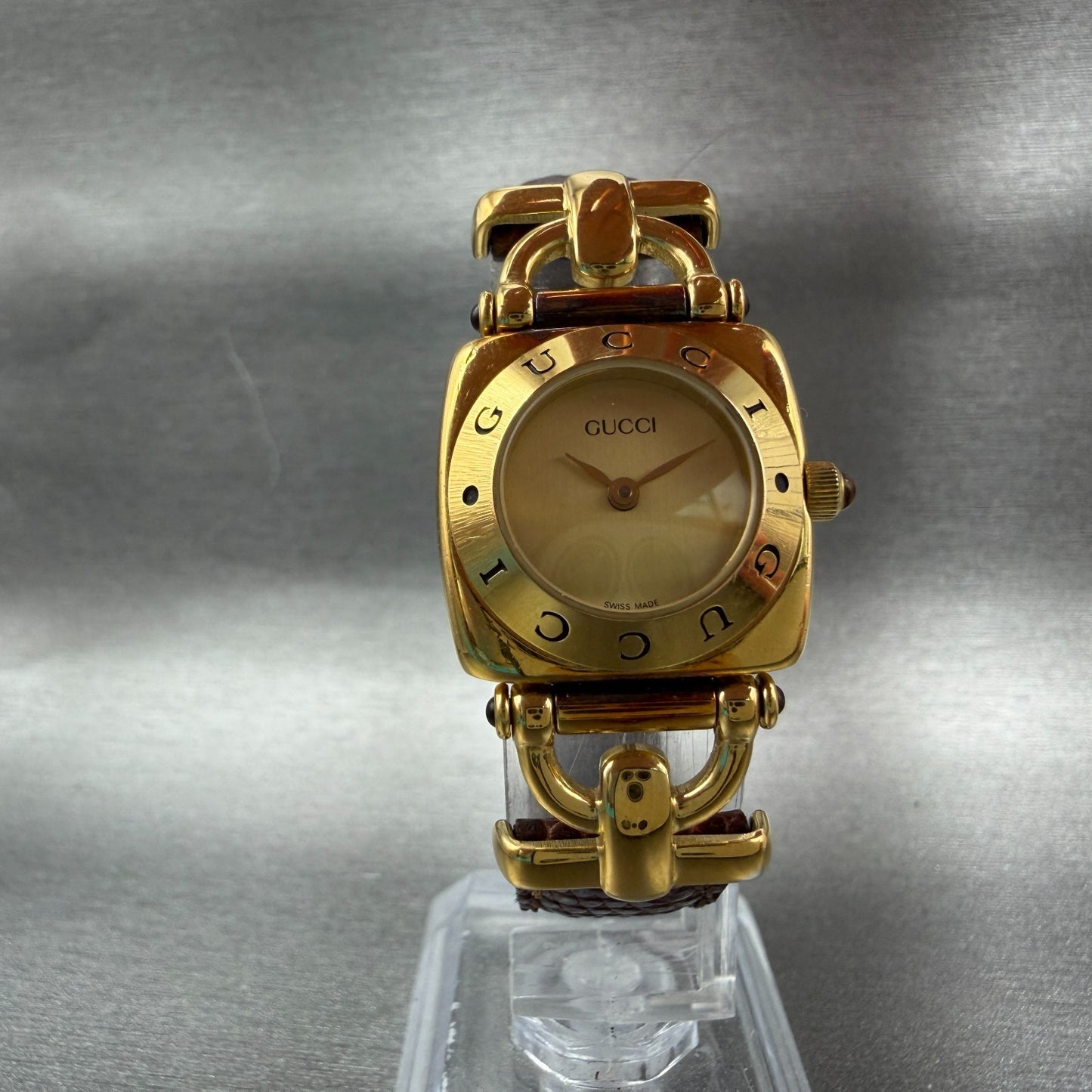 Gucci 6300L Watch Women 22mm Gold Dial Gold Plated Square New battery VTG5