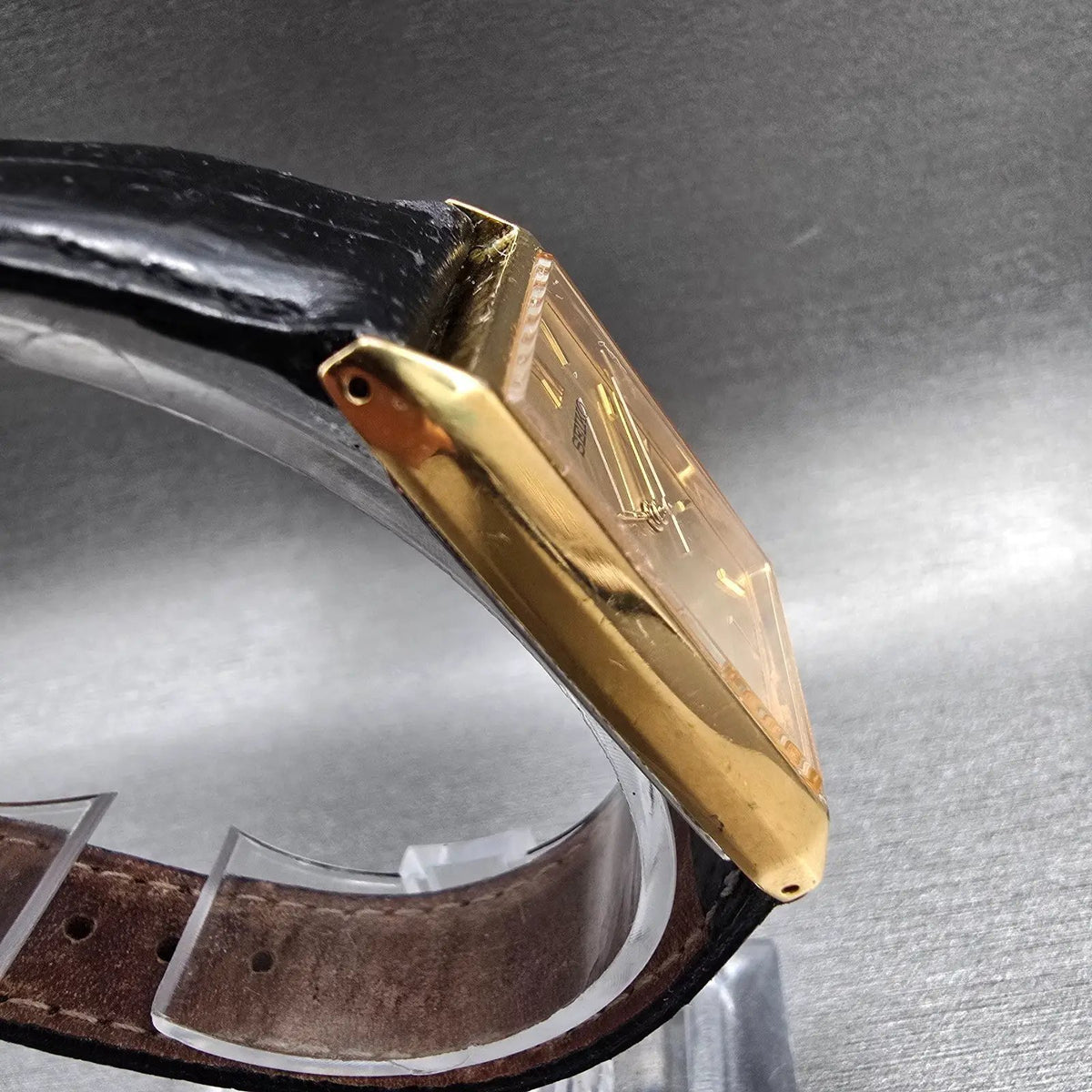 Seiko Tank Watch Men 24mm Gold Dial Gold Tone Rectangle V701-5E10 New Battery3