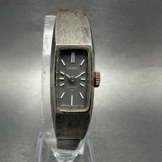 Seiko tank Watch Women 13mm Gray Dial Silver Tone Manual 1520-3570 Runs ABC0