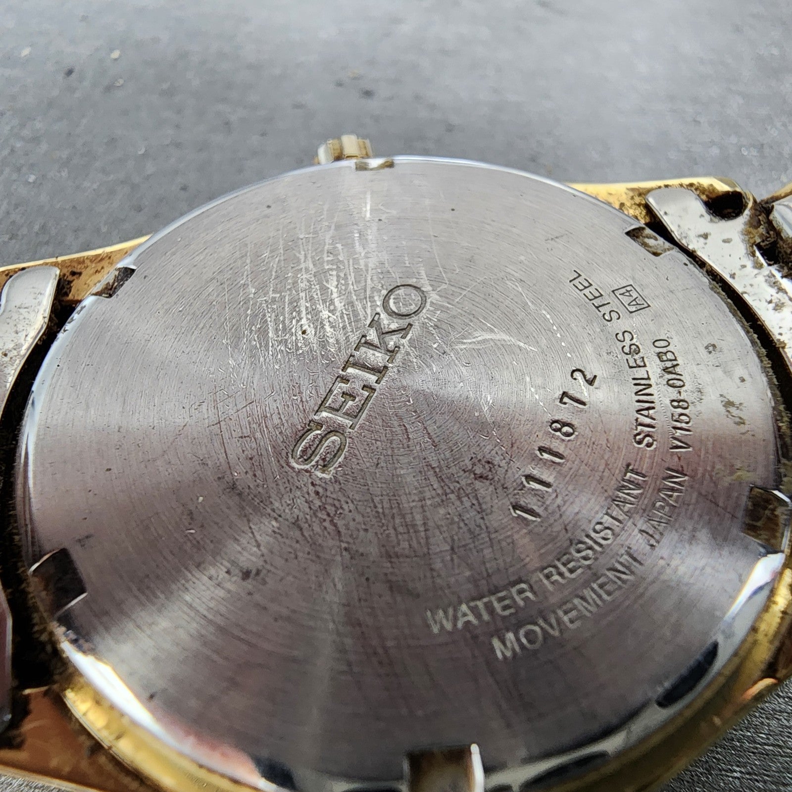 Seiko Solar Watch Men 37mm Champagne Dial Gold Tone Daydate V1580ab0 Runs9