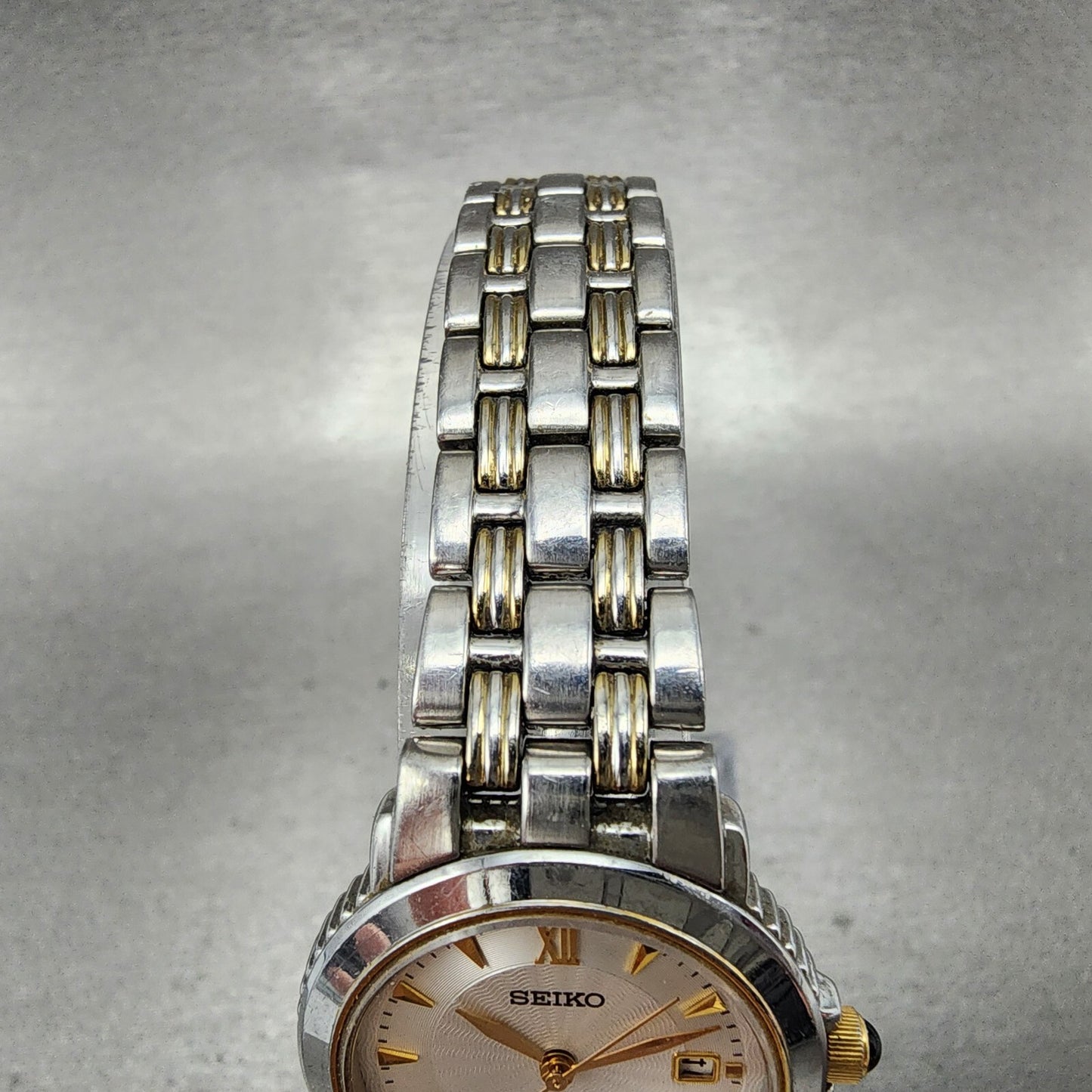 Seiko Watch Women 27mm White Dial Two Tone Date Round 7N820BR0 New Battery4
