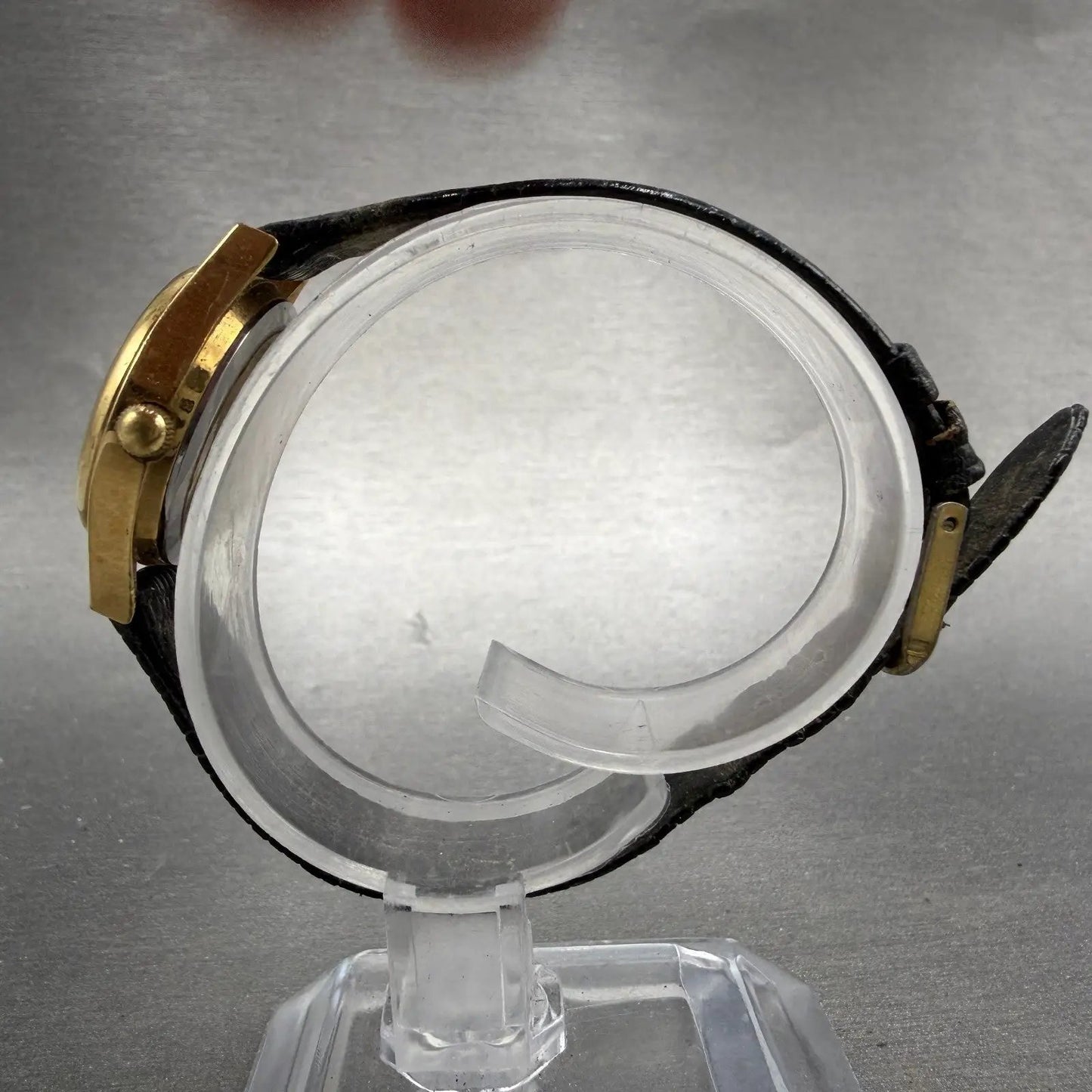 Wittnauer Pegasus Watch Women 24mm Gold Dial Gold Tone Round New Battery6