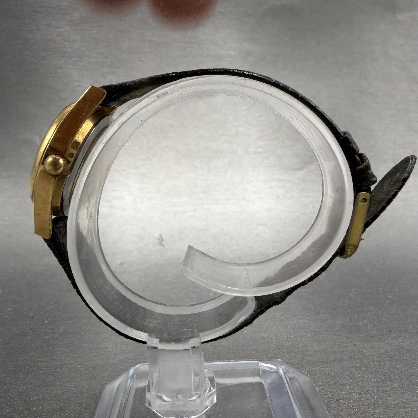 Wittnauer Pegasus Watch Women 24mm Gold Dial Gold Tone Round New Battery6