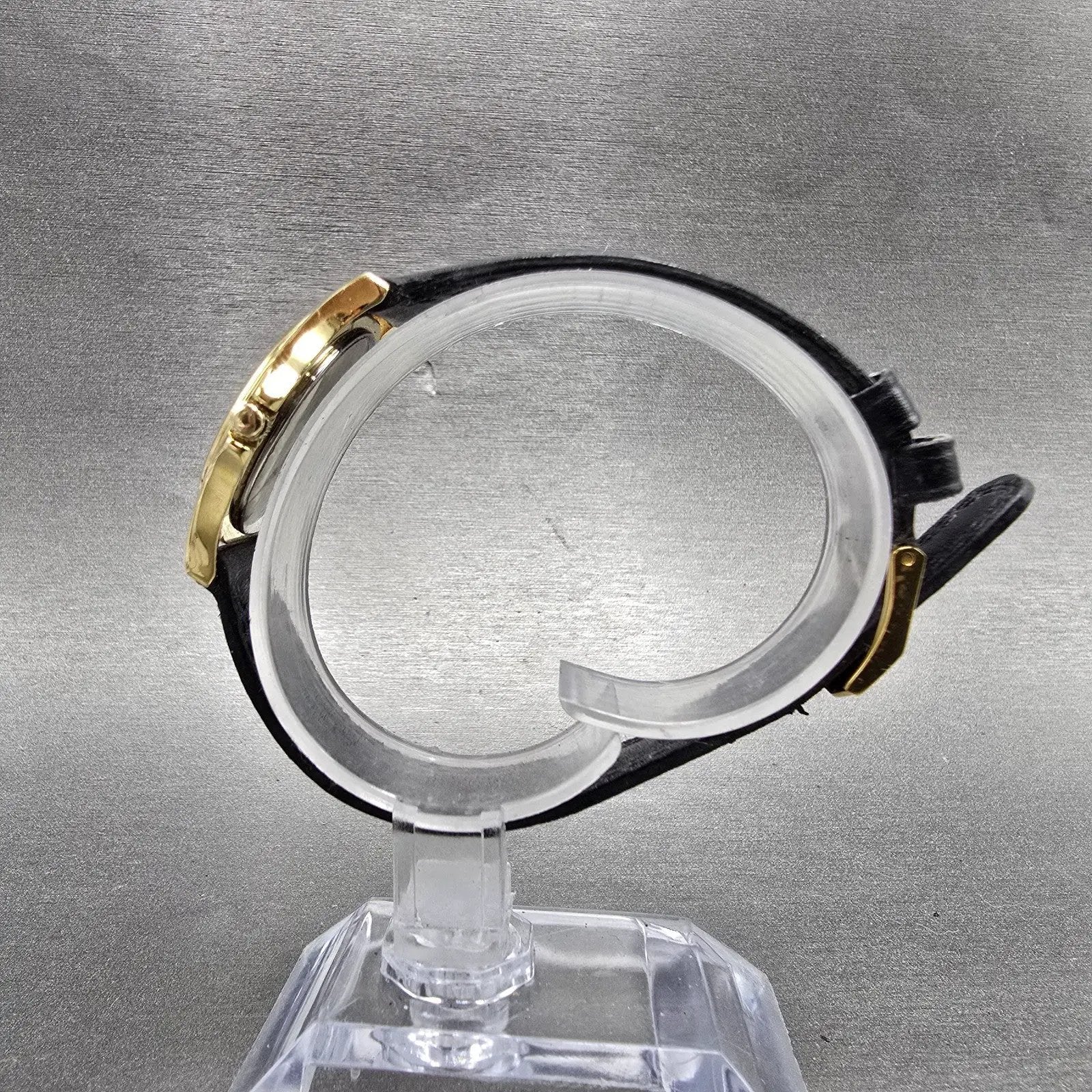 Movado Museum Watch Women 28mm Black Dial Gold Tone Round 87 E4 0823 New Batt JN6