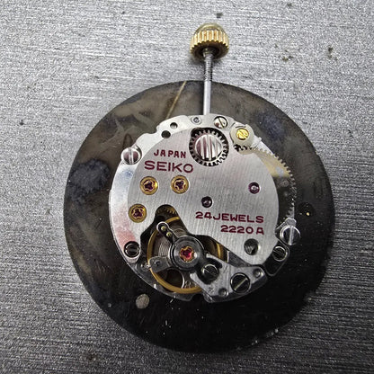 Seiko 2220 Movement Manual Wind 23 Jewels 2 Hand Vintage Japan0