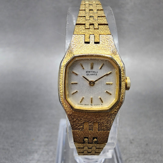 Seiko Watch Women 17mm Silver Dial Gold Tone Rectangle 2b205039 New Battery0