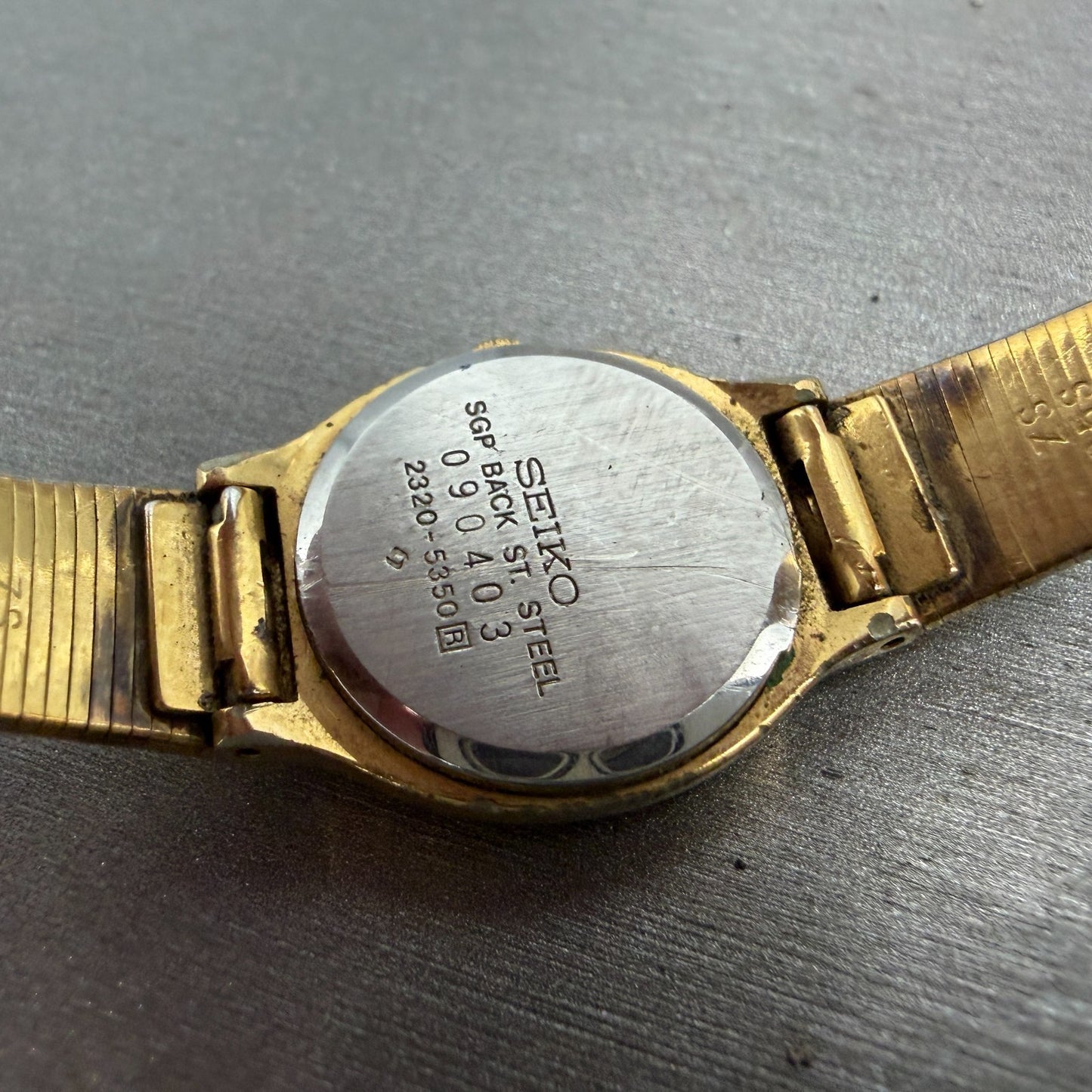 Seiko Watch Women 20mm Champagne Dial Gold Tone Oval 2320-5350 New Battery VTG9