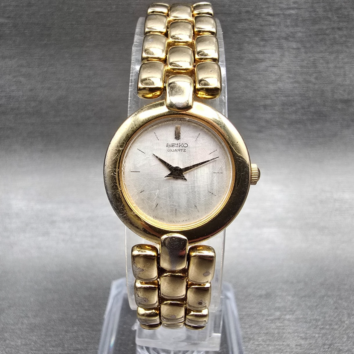 Seiko Watch Women 21mm MOP Dial Gold Tone Round 1N00-0D79 New Battery Vintage0