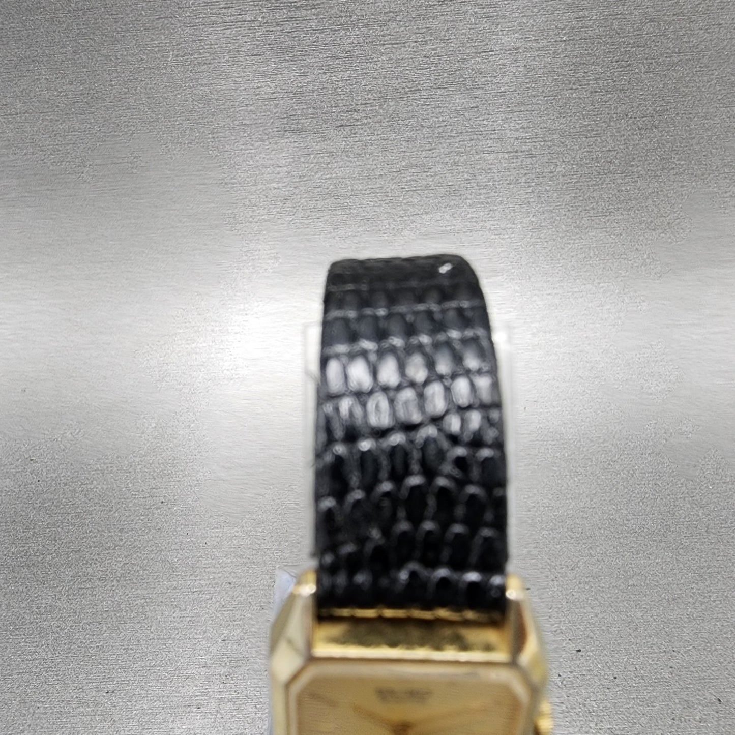 Seiko Tank Watch Women 19mm Champagne Dial Gold Tone 54215119 New Battery4