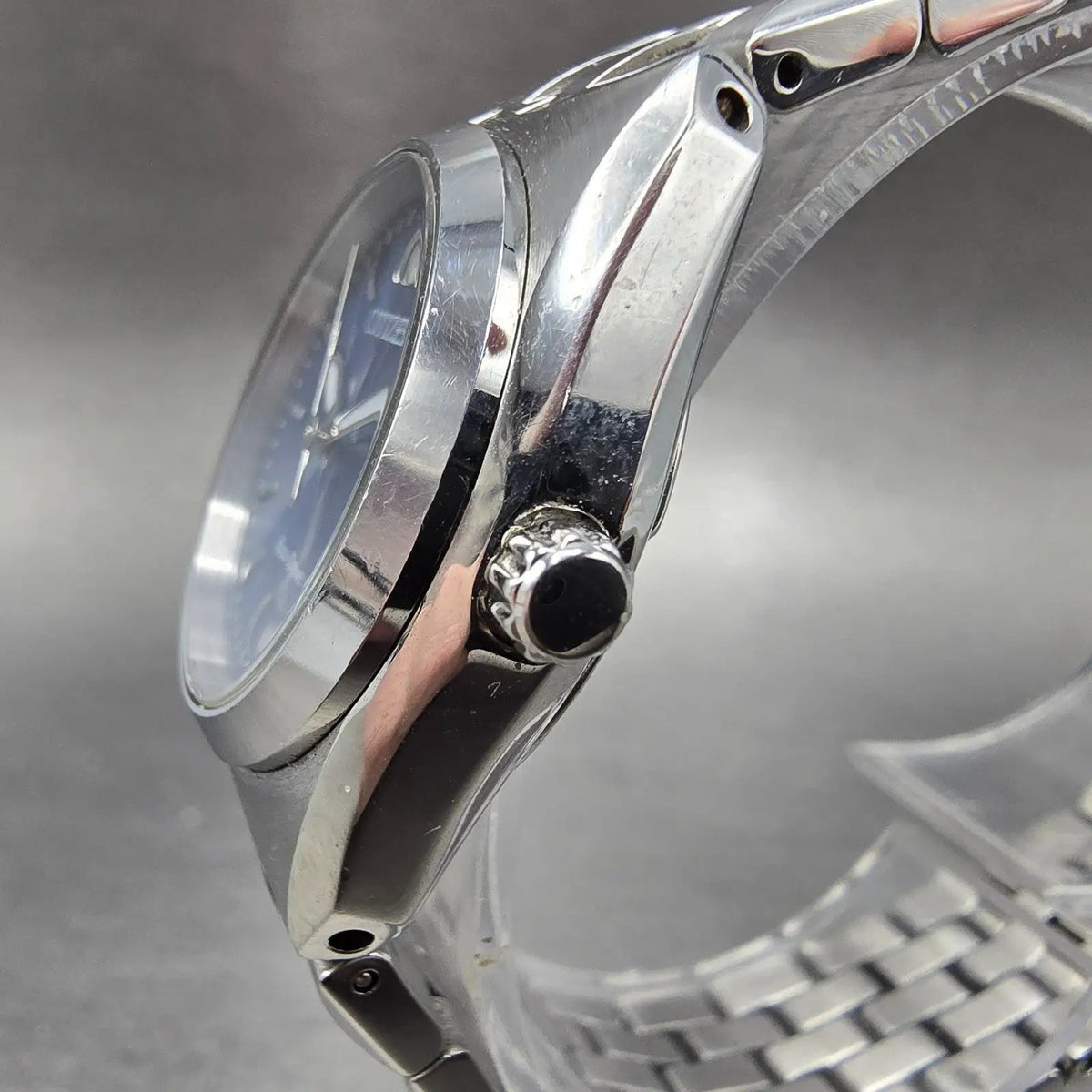 Citizen Eco-Drive Corso Watch Women 27mm Blue Dial Silver Date E011-S099684 Runs2