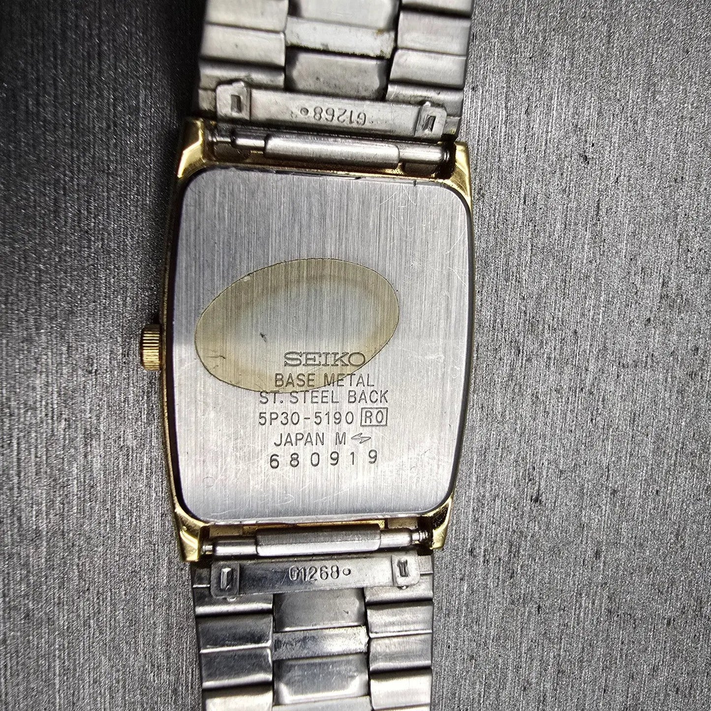 Seiko Watch Men 24mm Gold Dial Gold Tone Rectangle 5P30-5190 New Battery Vintage10