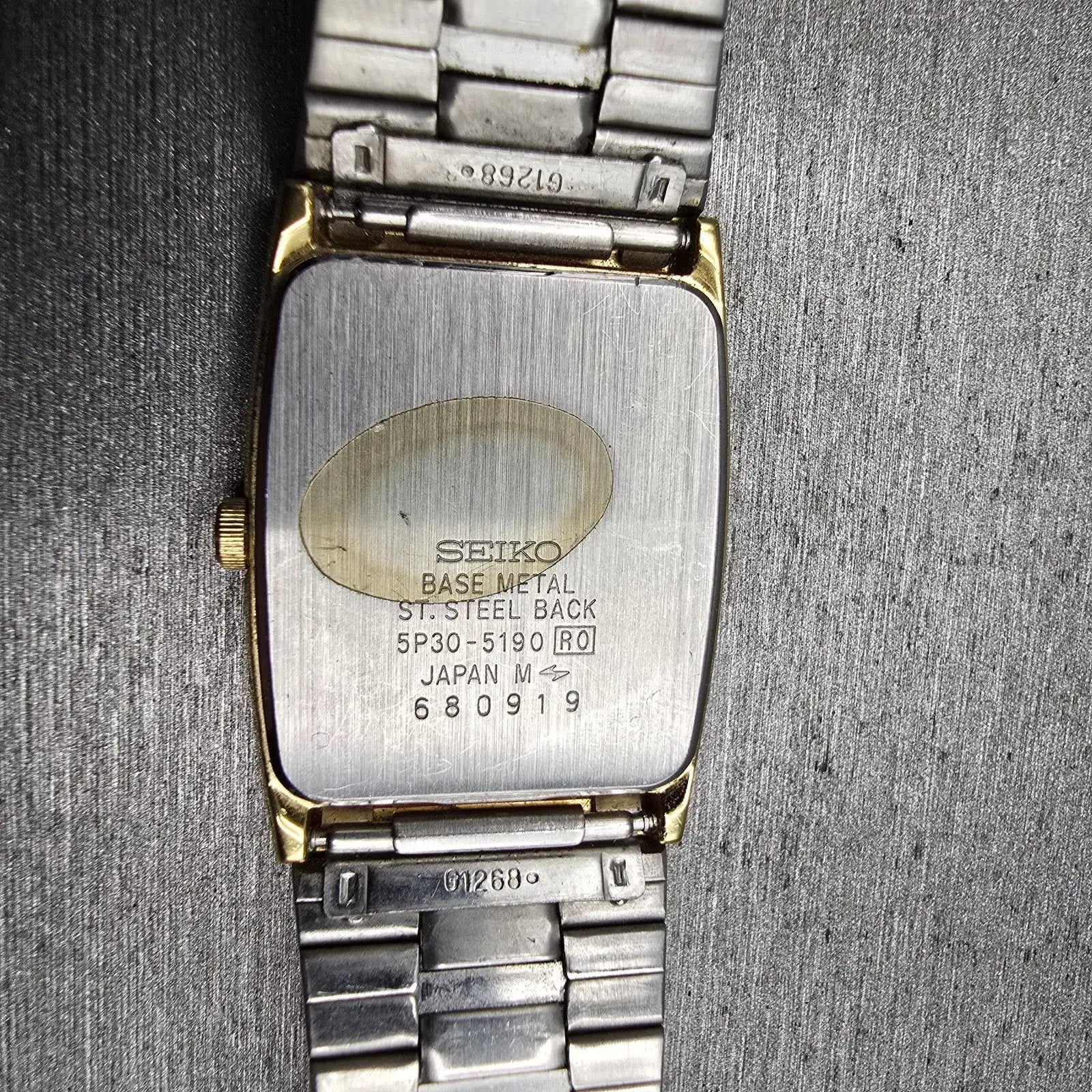 Seiko Watch Men 24mm Gold Dial Gold Tone Rectangle 5P30-5190 New Battery Vintage10