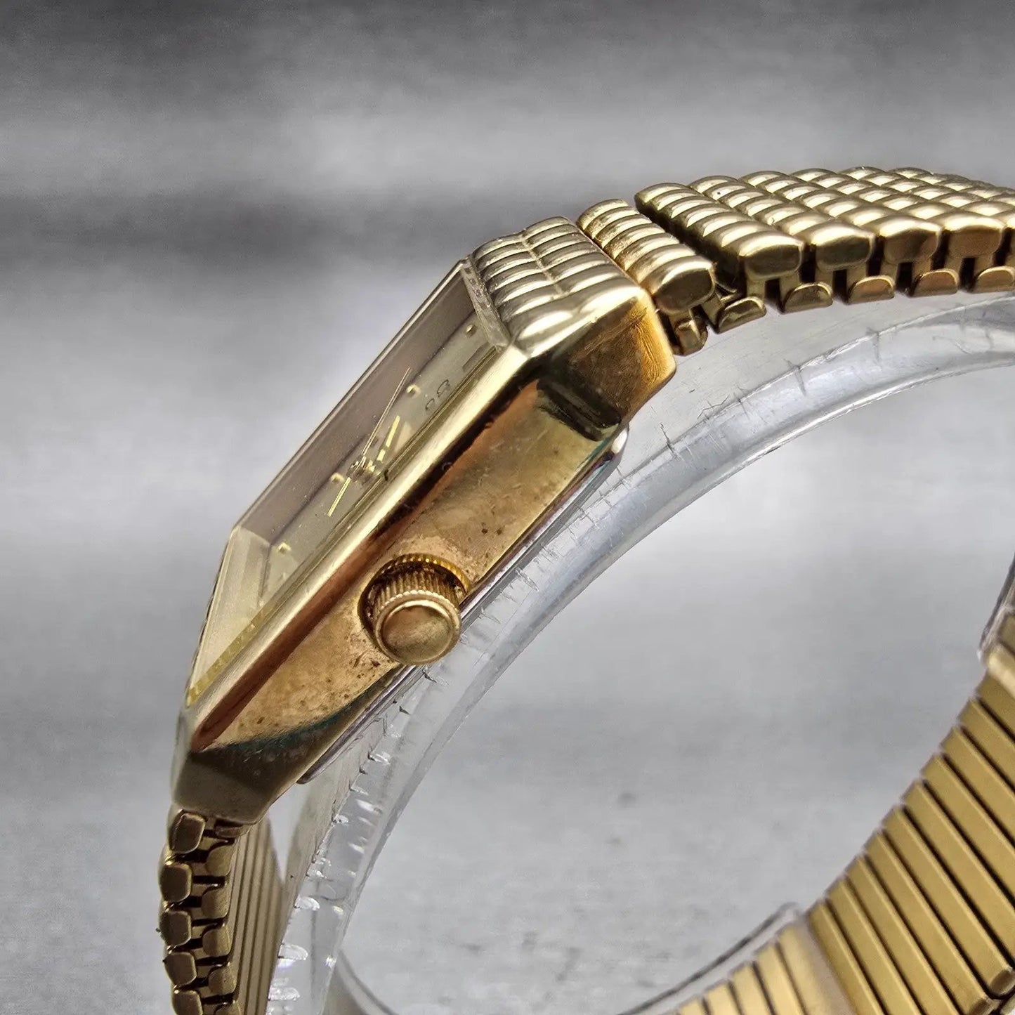 Citizen Watch Women 17mm Gold Dial Gold Tone Rectangle 5930-S99159 New Battery2