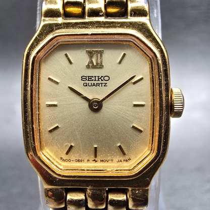 Seiko Watch Women 16mm Champagne Dial Gold Tone Rectangle 4N00-5249 New Battery1