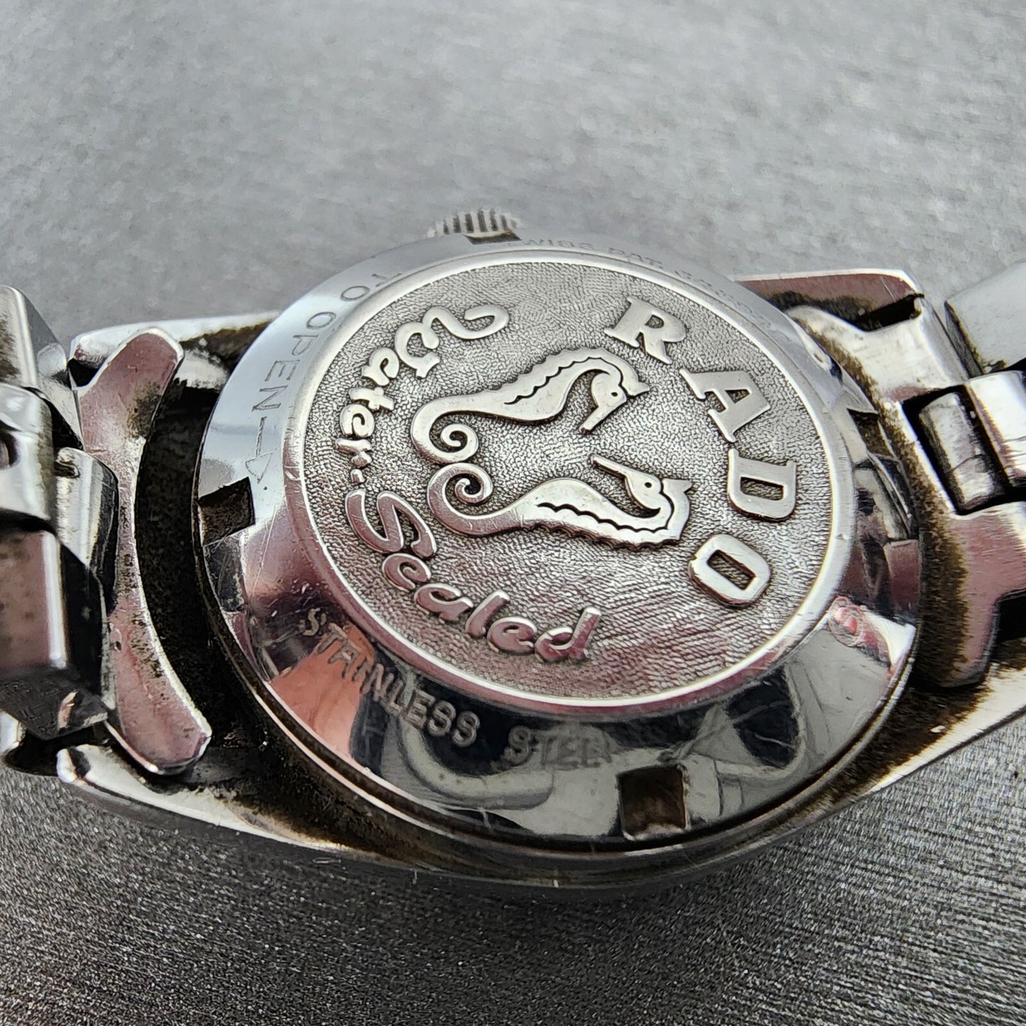Rado Purple Horse Watch Women 22mm Silver Dial Steel Date Round Automatic Runs9
