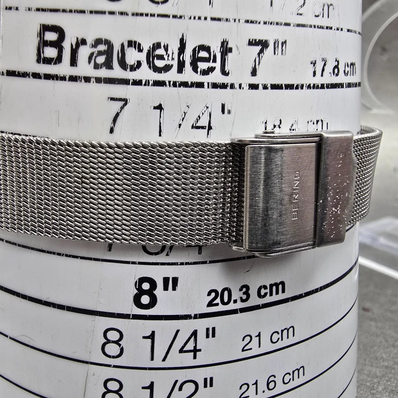 Bering Watch Women 27mm Silver Dial Steel Mesh Band 11927-000 Round New batt10