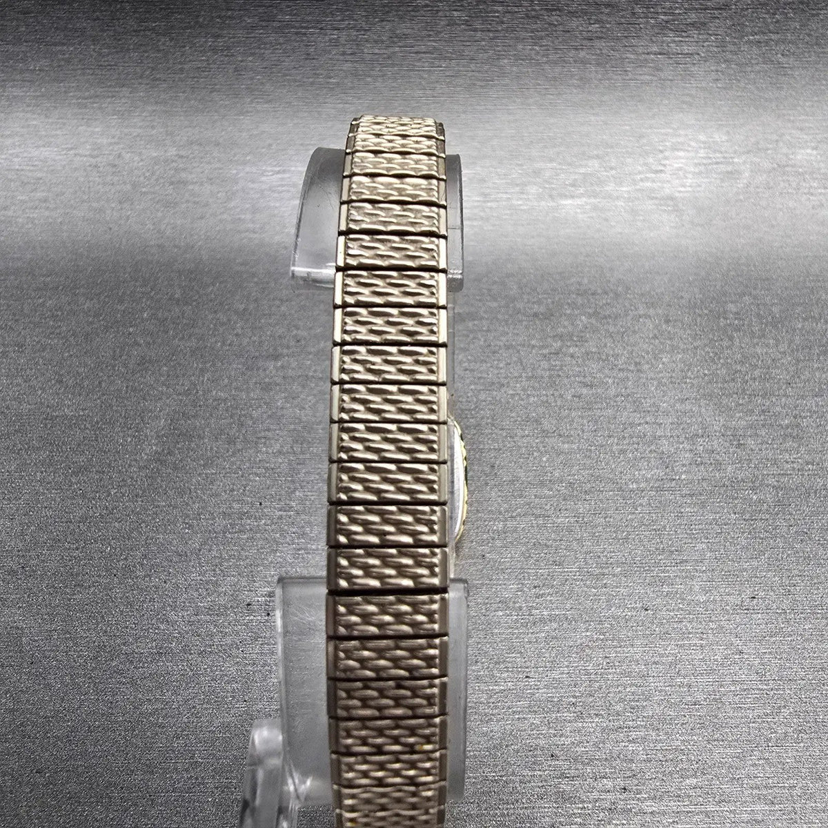 Seiko Watch Women 17mm White Dial Gold Tone Rectangle 1N00-5K29 New Battery7