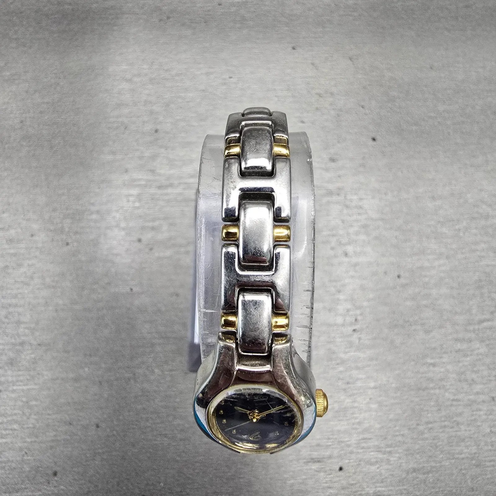 Seiko Watch Women 17mm Blue Dial Silver Tone Oval 1N01-0CT0 New Battery Vintage4