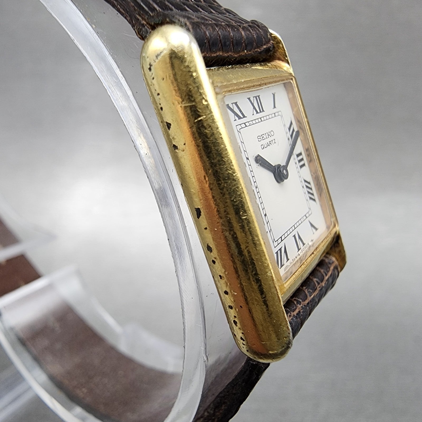 Seiko Tank Watch Women 18mm White Dial Gold Tone 14005039 New Battery3
