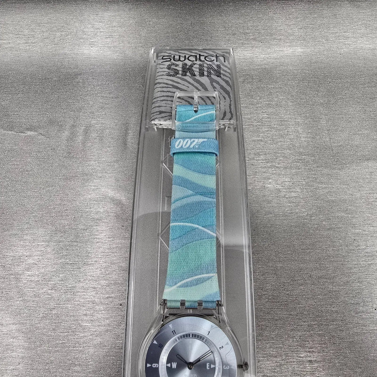 Swatch Skin James Bond Thunderball Watch Men 34mm SFK154 New Battery NOS3
