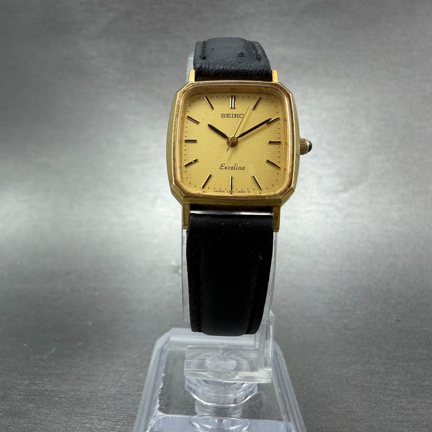Seiko Exceline Tank Watch Women 20mm Champagne Dial Gold Tone 7321-6570 New Batt5