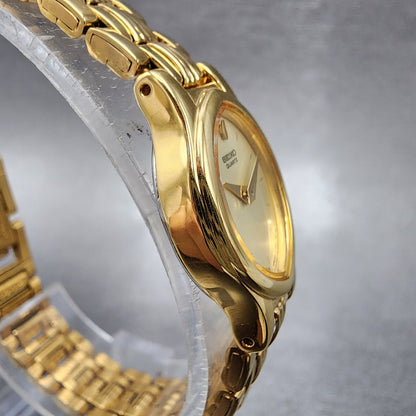 Seiko Watch Women 17mm Gold Dial Gold Tone Oval V4005581 New Battery VTG3