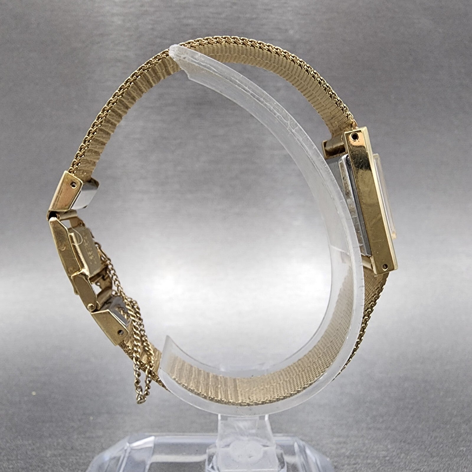 Seiko Tank Watch Women 16mm Gold Dial Gold Tone 113849 Rectangle Manual Wind8