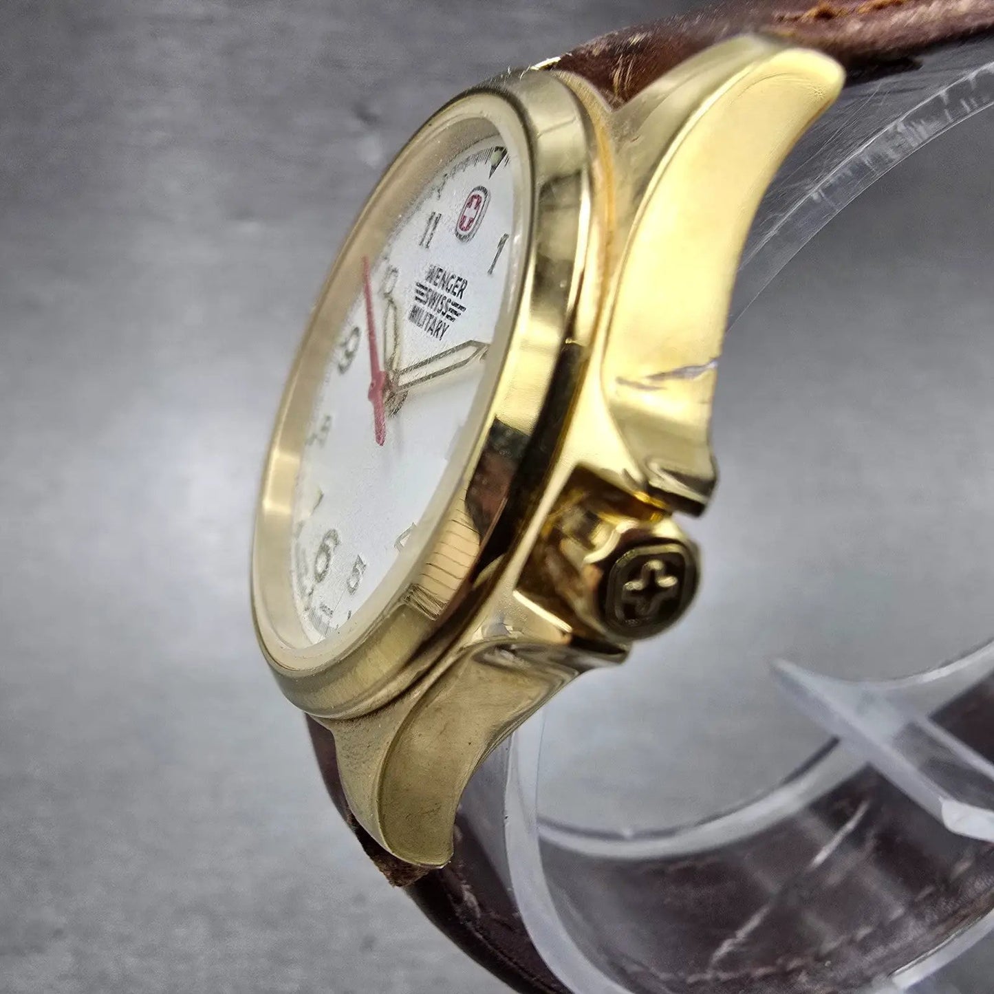 Wenger Swiss Military Watch Women 28mm White Dial Gold Tone Date 79240 New BattL2